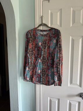 Women's Long-Sleeve Patterned Top in Teal and Red